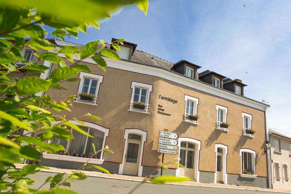 Logis L'Ermitage Hotel & Restaurant Saulges Exterior photo